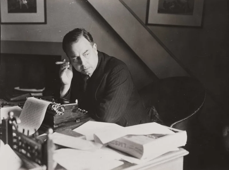 John Boynton Priestley — Imagen principal