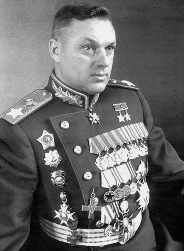 Konstantín Rokossovski — Imagen principal