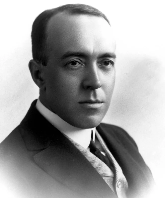 Edgar Rice Burroughs — Imagen principal