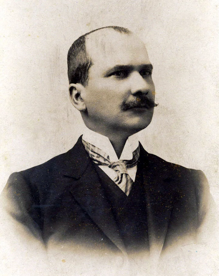 Miguel Abadía Méndez — Imagen principal