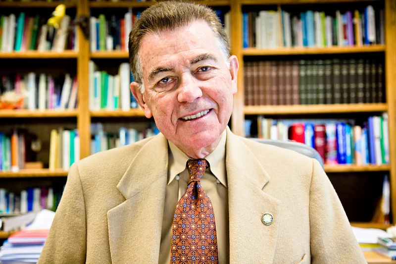 Francisco José Ayala — Imagen principal