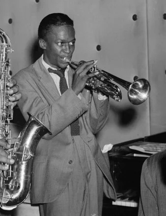 Miles Davis — Imagen principal