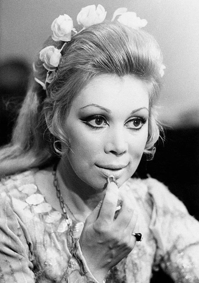 Mirella Freni — Imagen principal