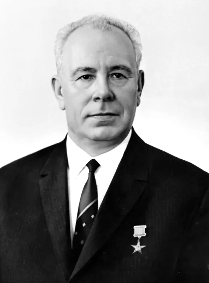 Nikolái Podgorni — Imagen principal