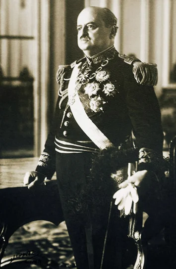 Óscar R. Benavides — Imagen principal