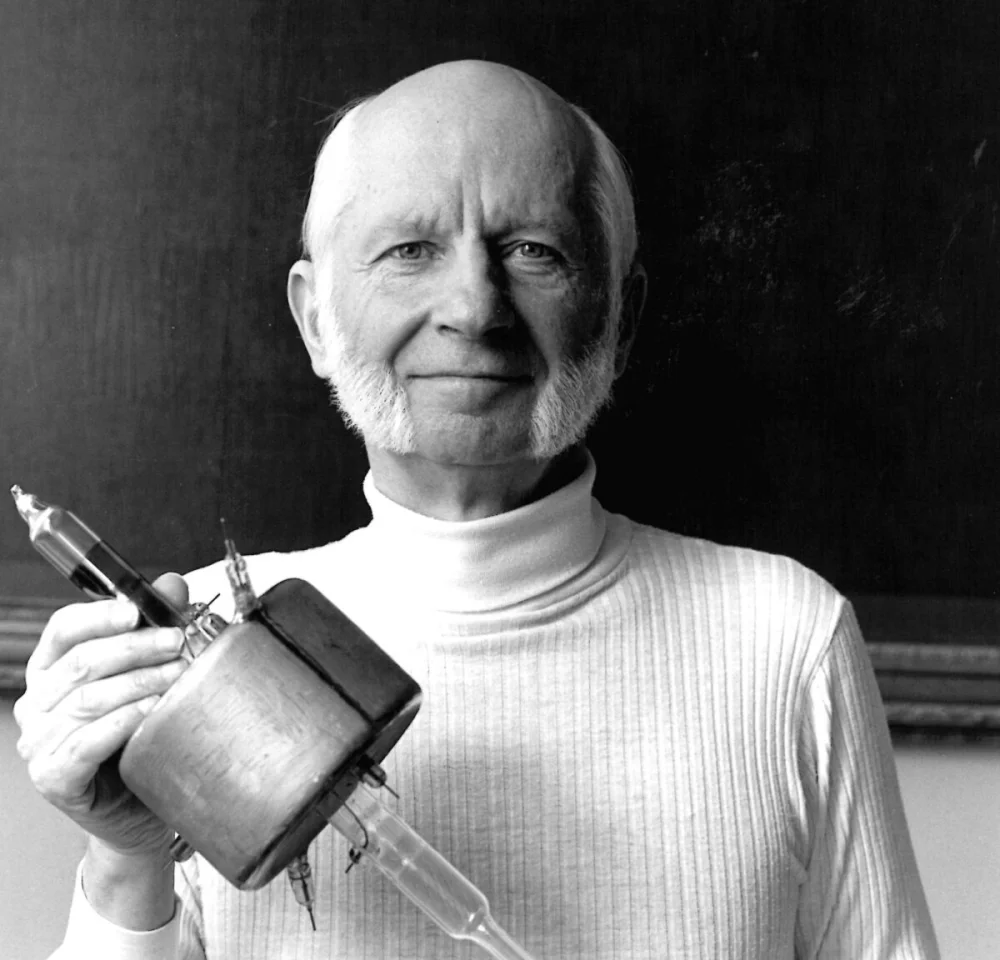 Hans Georg Dehmelt — Imagen principal