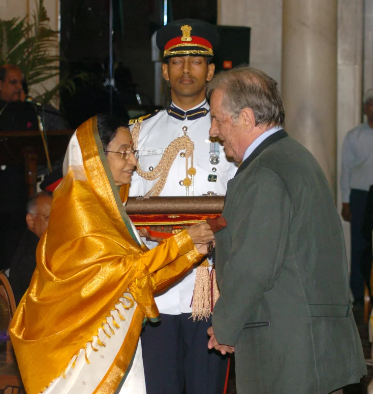 Dominique Lapierre — Imagen principal