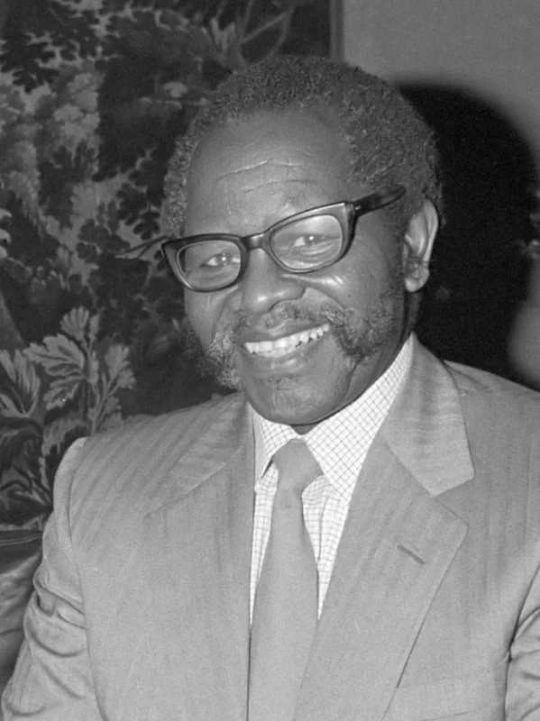 Oliver Tambo — Imagen principal