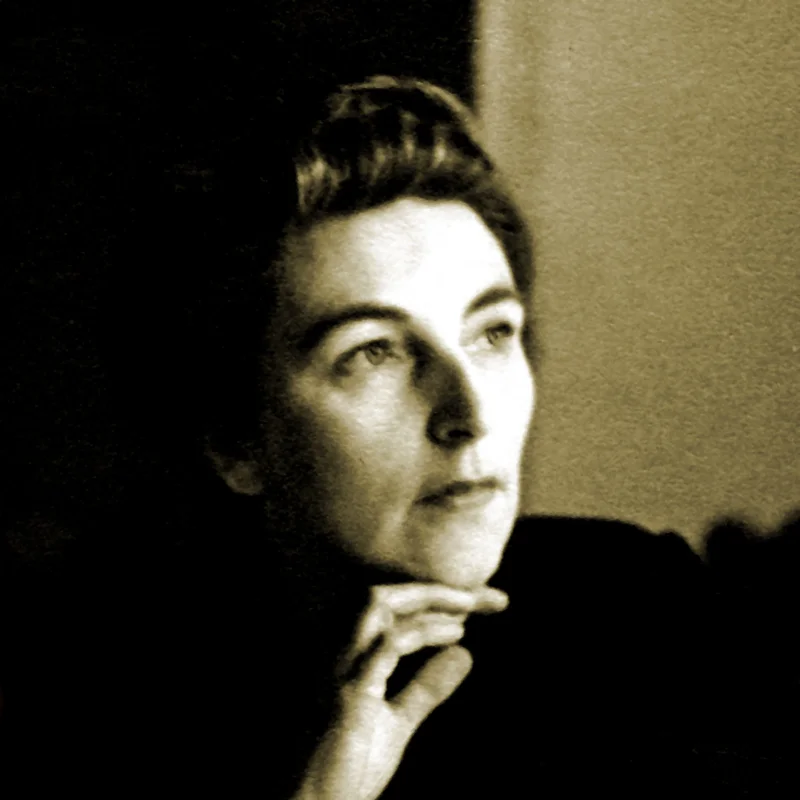 Rumer Godden — Imagen principal