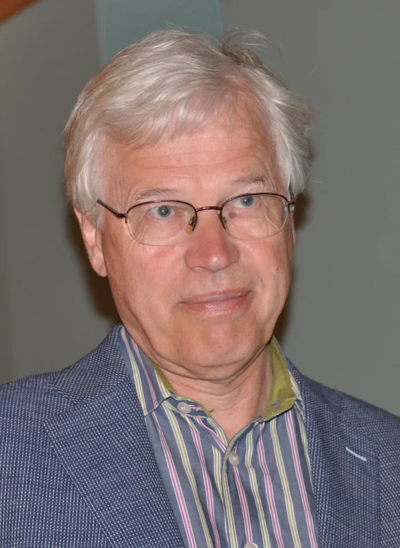 Bengt R. Holmström — Imagen principal