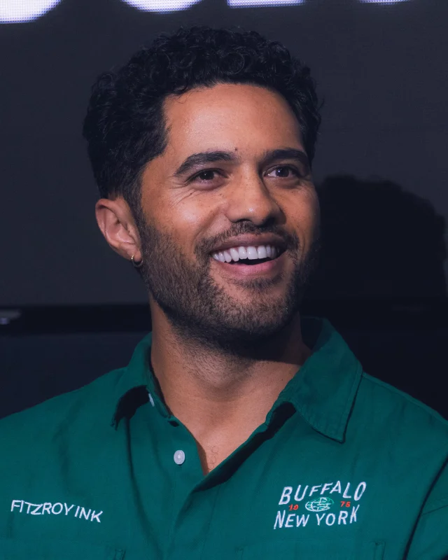 Alex Tarrant — Imagen principal