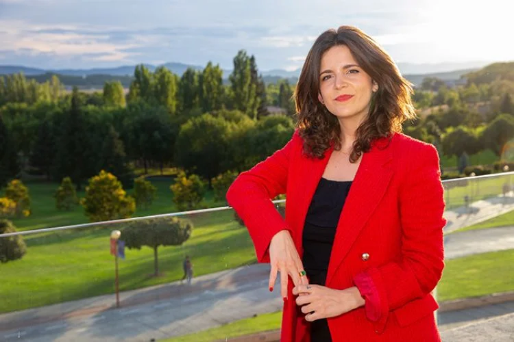 Ana Iris Simón — Imagen principal