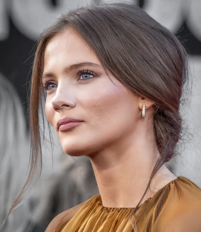 Freya Allan — Imagen principal