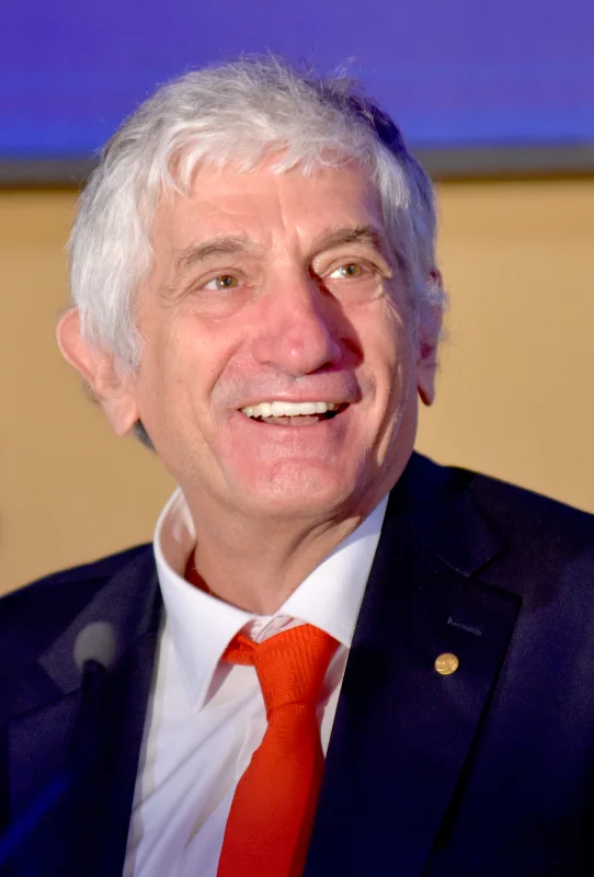 John Martinis — Imagen principal